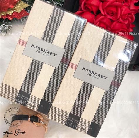 burberry nhat.